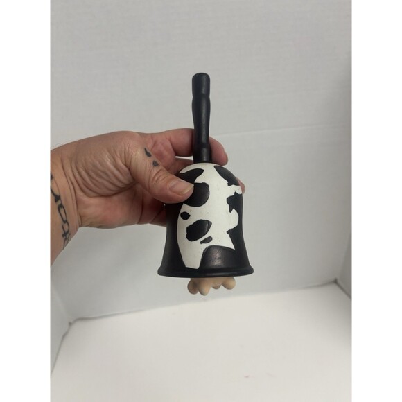 Black & White Cow Bell With Udder Vintage - Picture 1 of 4